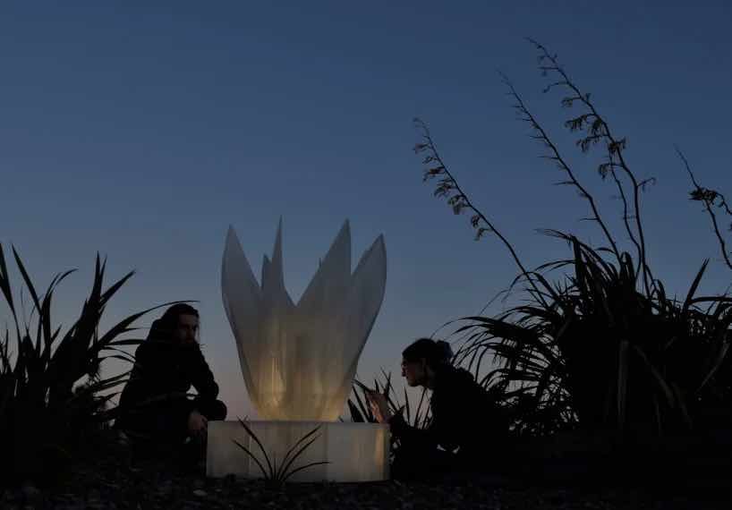 eolienne-power pot plant dans le jardin