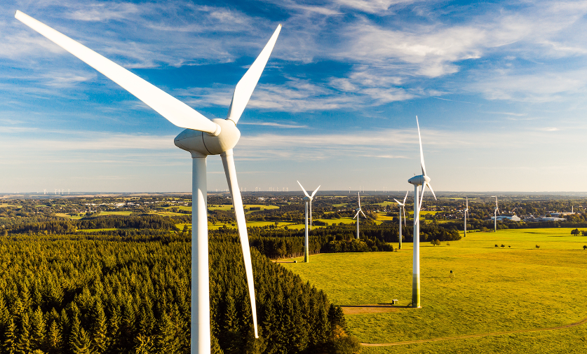 eoliennes dans un couloir aérien